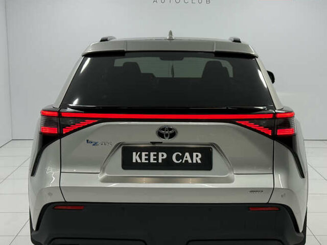 Серый Тойота bZ4X, объемом двигателя 0 л и пробегом 75 тыс. км за 28000 $, фото 13 на Automoto.ua