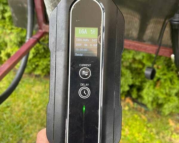 Серый Тойота bZ4X, объемом двигателя 0 л и пробегом 52 тыс. км за 22300 $, фото 12 на Automoto.ua