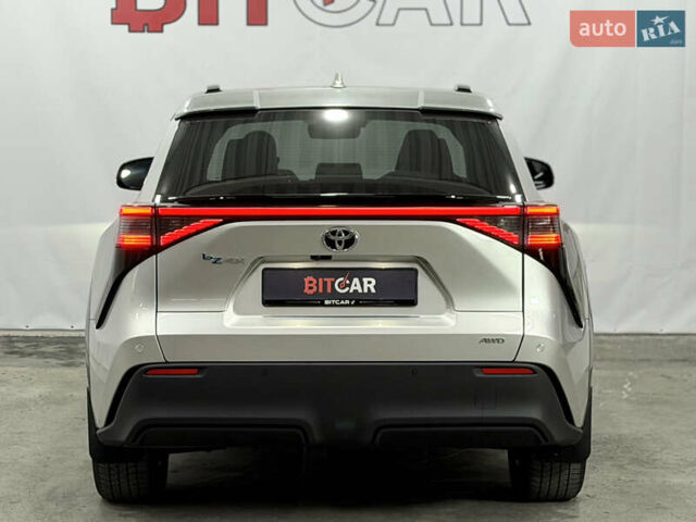 Серый Тойота bZ4X, объемом двигателя 0 л и пробегом 76 тыс. км за 26300 $, фото 15 на Automoto.ua