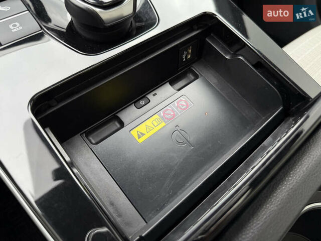 Сірий Тойота bZ4X, об'ємом двигуна 0 л та пробігом 34 тис. км за 23950 $, фото 40 на Automoto.ua