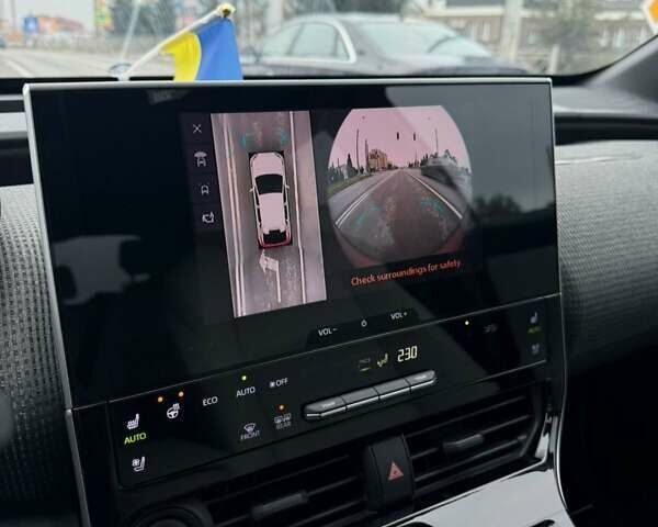 Серый Тойота bZ4X, объемом двигателя 0 л и пробегом 33 тыс. км за 26000 $, фото 12 на Automoto.ua