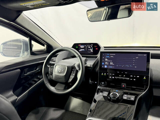 Серый Тойота bZ4X, объемом двигателя 0 л и пробегом 76 тыс. км за 26300 $, фото 33 на Automoto.ua