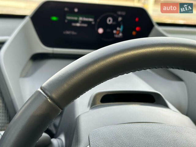 Синій Тойота bZ4X, об'ємом двигуна 0 л та пробігом 2 тис. км за 27300 $, фото 29 на Automoto.ua