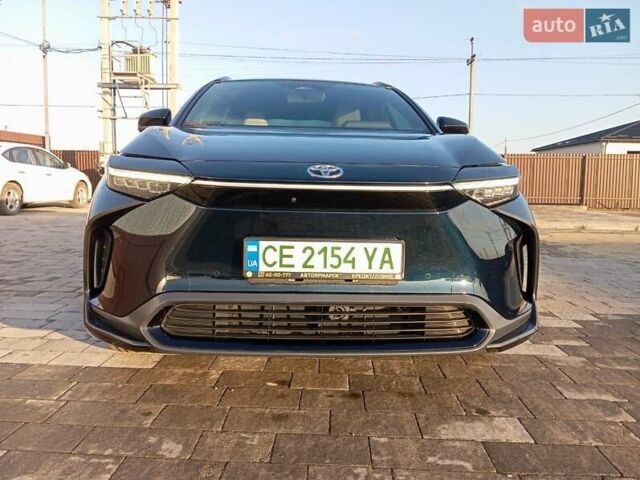 Синий Тойота bZ4X, объемом двигателя 0 л и пробегом 8 тыс. км за 27600 $, фото 1 на Automoto.ua