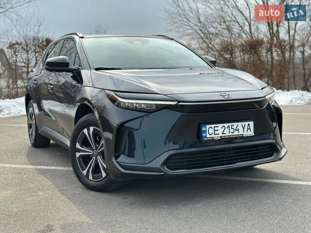 Синій Тойота bZ4X, об'ємом двигуна 0 л та пробігом 2 тис. км за 27300 $, фото 5 на Automoto.ua