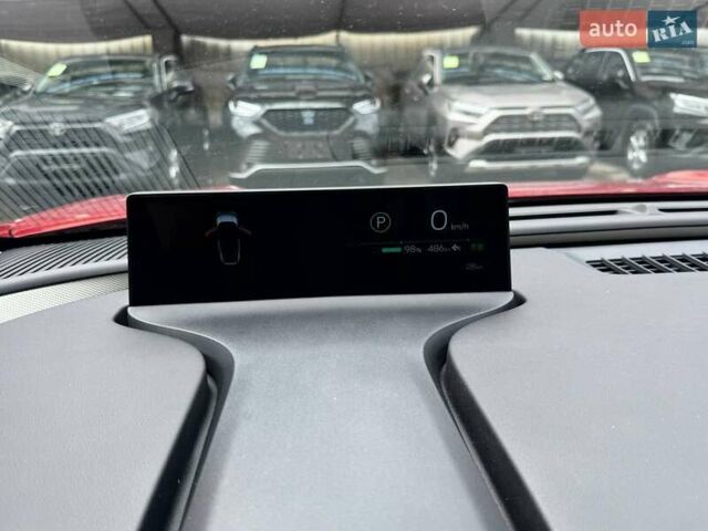 Тойота bZ5 2025 у Києві на Automoto.ua Червоний Тойота bZ5, об'ємом двигуна 0 л та пробігом 1 тис. км за 29999 $, фото 3 на Automoto.ua