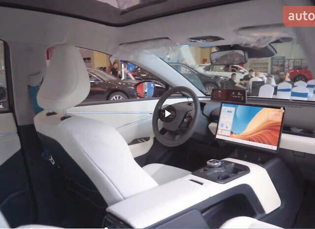 Тойота bZ5 2025 у Києві на Automoto.ua Червоний Тойота bZ5, об'ємом двигуна 0 л та пробігом 1 тис. км за 29999 $, фото 13 на Automoto.ua