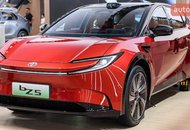 Тойота bZ5 2025 у Києві на Automoto.ua Червоний Тойота bZ5, об'ємом двигуна 0 л та пробігом 1 тис. км за 29999 $, фото 10 на Automoto.ua