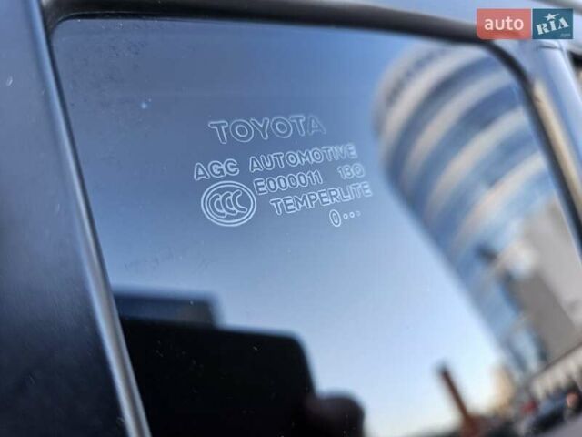 Білий Тойота C-HR EV, об'ємом двигуна 0 л та пробігом 62 тис. км за 18800 $, фото 59 на Automoto.ua