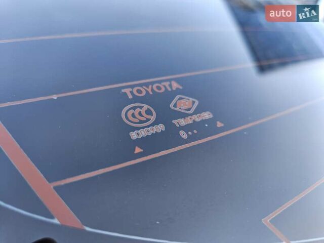 Білий Тойота C-HR EV, об'ємом двигуна 0 л та пробігом 62 тис. км за 18800 $, фото 58 на Automoto.ua