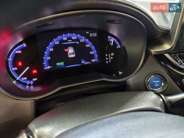 Белый Тойота C-HR EV, объемом двигателя 0 л и пробегом 1 тыс. км за 20555 $, фото 58 на Automoto.ua