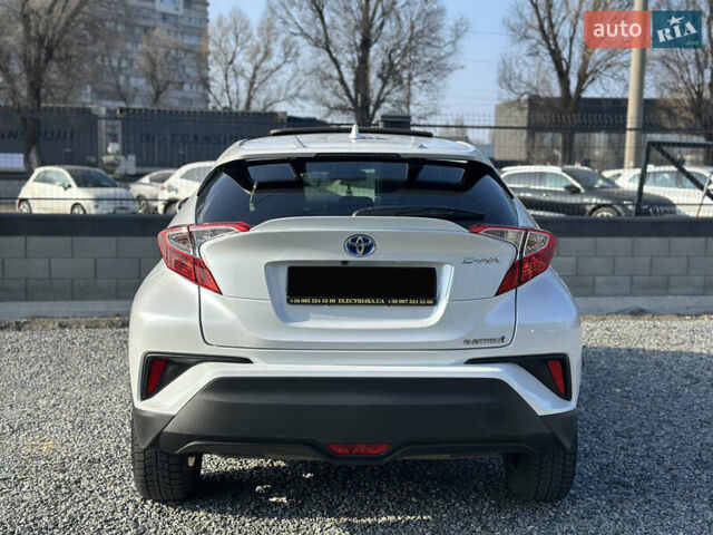 Білий Тойота C-HR EV, об'ємом двигуна 0 л та пробігом 57 тис. км за 19600 $, фото 11 на Automoto.ua