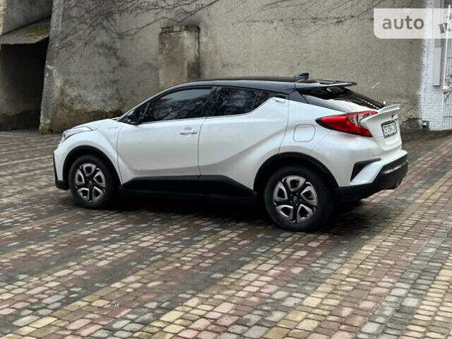 Білий Тойота C-HR EV, об'ємом двигуна 0 л та пробігом 10 тис. км за 27800 $, фото 8 на Automoto.ua