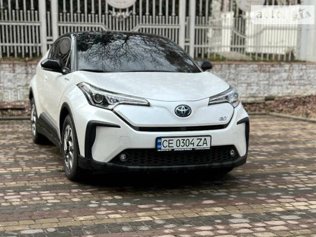 Білий Тойота C-HR EV, об'ємом двигуна 0 л та пробігом 10 тис. км за 27800 $, фото 6 на Automoto.ua