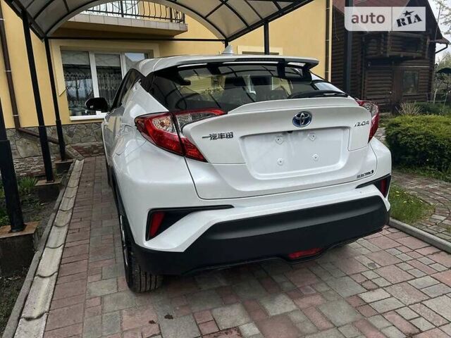 Білий Тойота C-HR EV, об'ємом двигуна 0 л та пробігом 8 тис. км за 19900 $, фото 15 на Automoto.ua