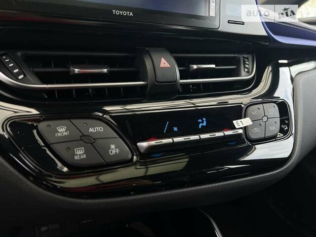 Білий Тойота C-HR EV, об'ємом двигуна 0 л та пробігом 8 тис. км за 19900 $, фото 35 на Automoto.ua