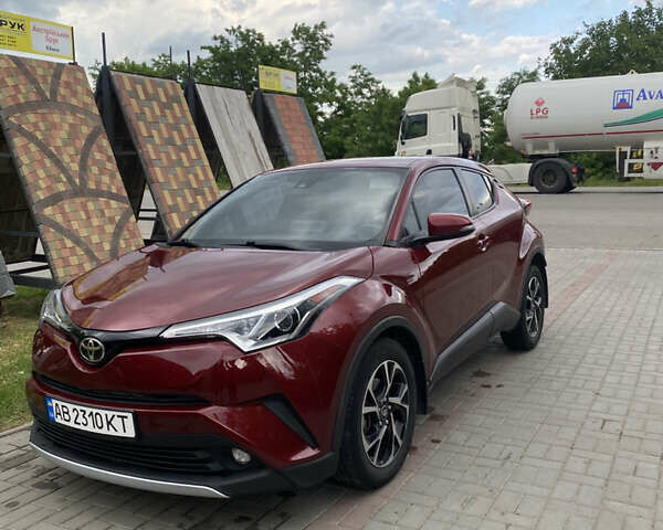 Червоний Тойота C-HR EV, об'ємом двигуна 2 л та пробігом 90 тис. км за 19100 $, фото 2 на Automoto.ua