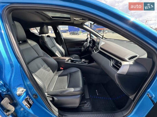 Синій Тойота C-HR EV, об'ємом двигуна 0 л та пробігом 25 тис. км за 17999 $, фото 42 на Automoto.ua