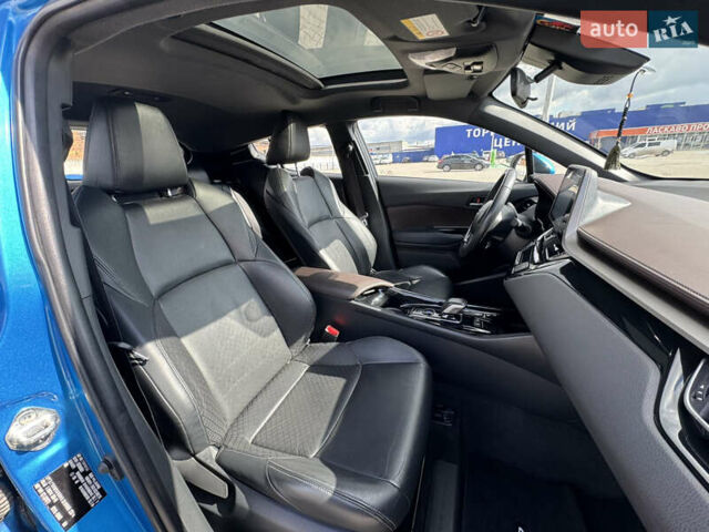 Синій Тойота C-HR EV, об'ємом двигуна 0 л та пробігом 25 тис. км за 17999 $, фото 43 на Automoto.ua