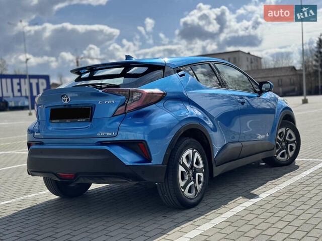 Синій Тойота C-HR EV, об'ємом двигуна 0 л та пробігом 25 тис. км за 17999 $, фото 20 на Automoto.ua