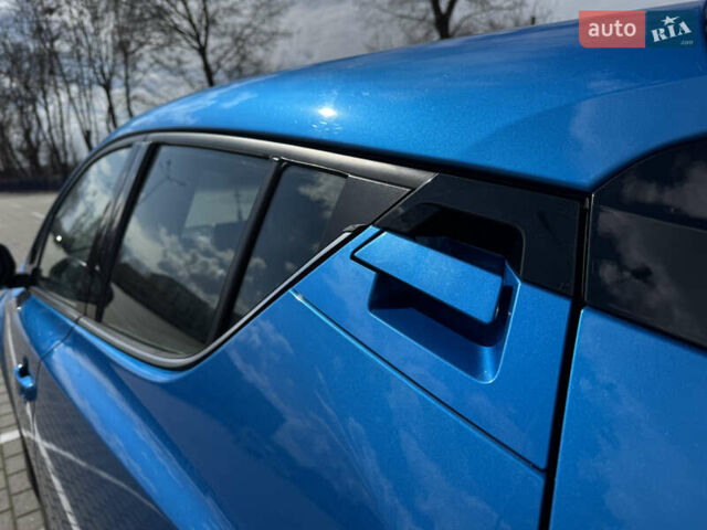 Синій Тойота C-HR EV, об'ємом двигуна 0 л та пробігом 25 тис. км за 17999 $, фото 27 на Automoto.ua