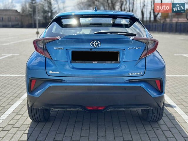Синій Тойота C-HR EV, об'ємом двигуна 0 л та пробігом 25 тис. км за 17999 $, фото 6 на Automoto.ua