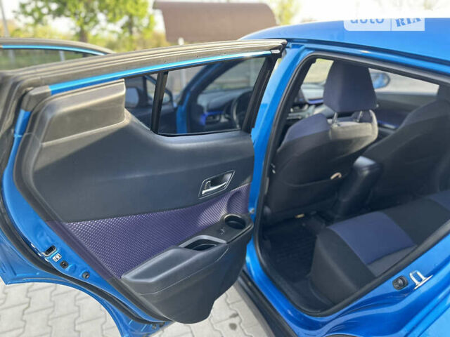 Синій Тойота C-HR EV, об'ємом двигуна 0 л та пробігом 55 тис. км за 21800 $, фото 25 на Automoto.ua