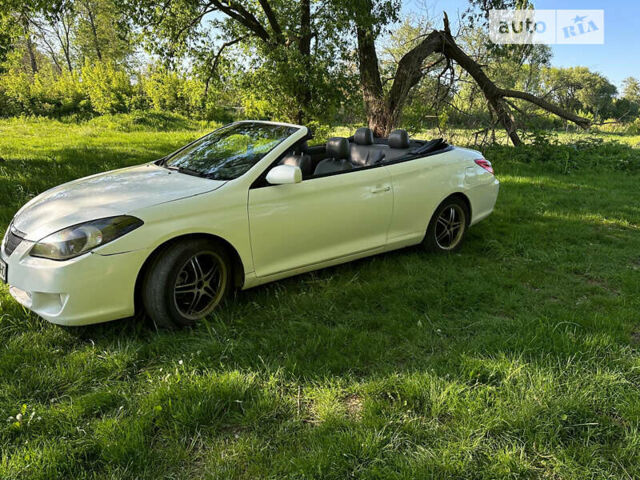 Белый Тойота Camry Solara, объемом двигателя 3.3 л и пробегом 400 тыс. км за 6300 $, фото 11 на Automoto.ua