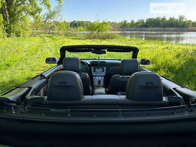 Белый Тойота Camry Solara, объемом двигателя 3.3 л и пробегом 400 тыс. км за 4000 $, фото 12 на Automoto.ua