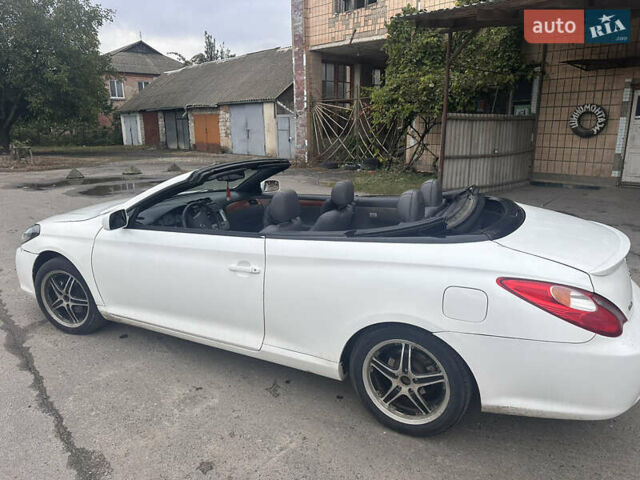 Белый Тойота Camry Solara, объемом двигателя 3.3 л и пробегом 298 тыс. км за 6400 $, фото 3 на Automoto.ua