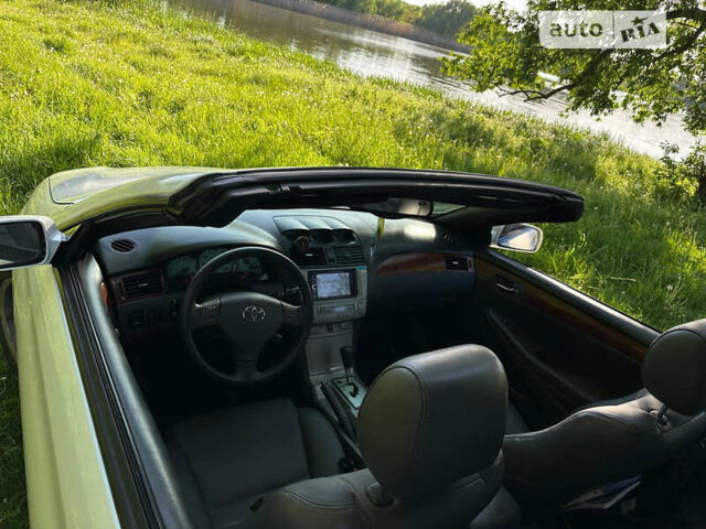 Белый Тойота Camry Solara, объемом двигателя 3.3 л и пробегом 400 тыс. км за 4000 $, фото 18 на Automoto.ua