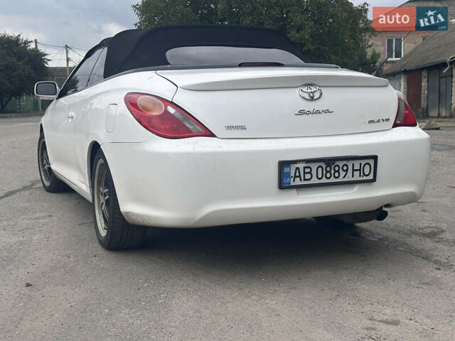 Белый Тойота Camry Solara, объемом двигателя 3.3 л и пробегом 298 тыс. км за 6400 $, фото 7 на Automoto.ua