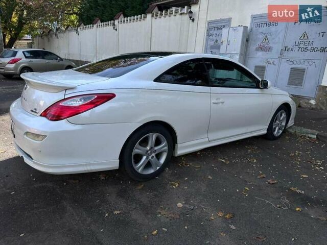 Белый Тойота Camry Solara, объемом двигателя 3.3 л и пробегом 92 тыс. км за 9000 $, фото 5 на Automoto.ua