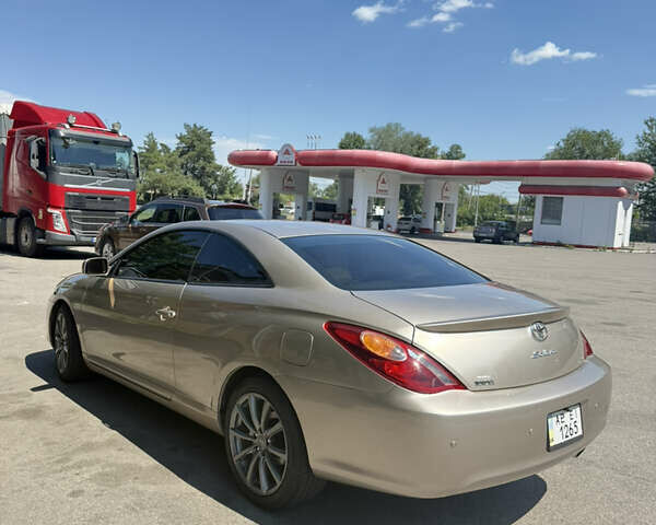 Бежевый Тойота Camry Solara, объемом двигателя 2.4 л и пробегом 169 тыс. км за 7000 $, фото 5 на Automoto.ua