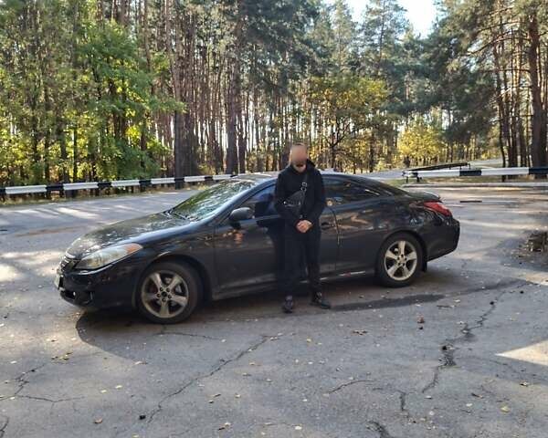 Чорний Тойота Camry Solara, об'ємом двигуна 3.31 л та пробігом 240 тис. км за 6000 $, фото 4 на Automoto.ua