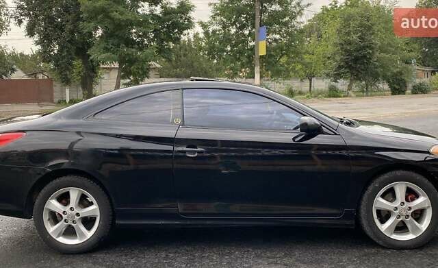 Черный Тойота Camry Solara, объемом двигателя 3.31 л и пробегом 250 тыс. км за 5200 $, фото 4 на Automoto.ua
