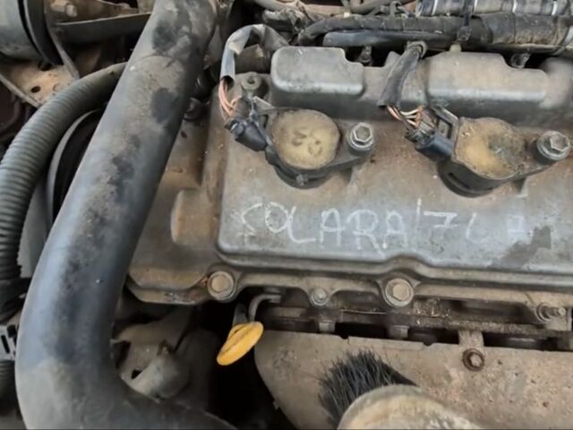 Красный Тойота Camry Solara, объемом двигателя 3.3 л и пробегом 100 тыс. км за 2200 $, фото 4 на Automoto.ua