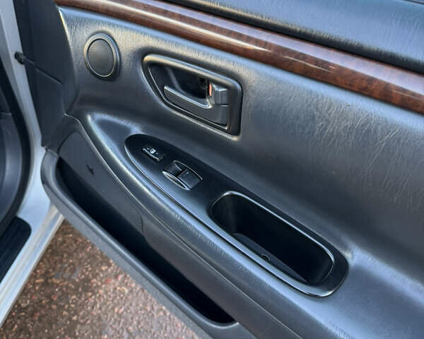 Серый Тойота Camry Solara, объемом двигателя 2.2 л и пробегом 430 тыс. км за 4400 $, фото 19 на Automoto.ua