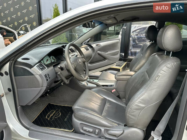 Серый Тойота Camry Solara, объемом двигателя 3.31 л и пробегом 168 тыс. км за 4700 $, фото 9 на Automoto.ua
