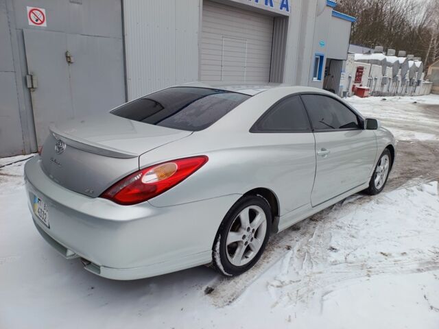 Серый Тойота Camry Solara, объемом двигателя 0.24 л и пробегом 250 тыс. км за 4500 $, фото 9 на Automoto.ua