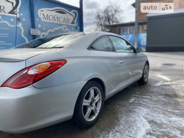 Серый Тойота Camry Solara, объемом двигателя 3.3 л и пробегом 278 тыс. км за 5500 $, фото 2 на Automoto.ua