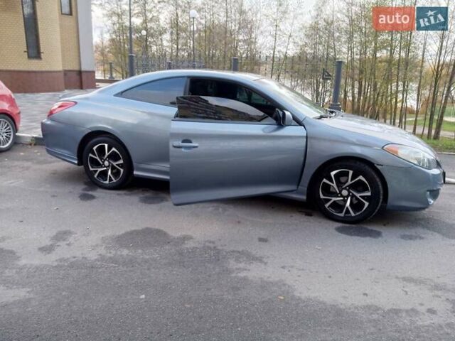 Синий Тойота Camry Solara, объемом двигателя 2.36 л и пробегом 200 тыс. км за 6500 $, фото 5 на Automoto.ua