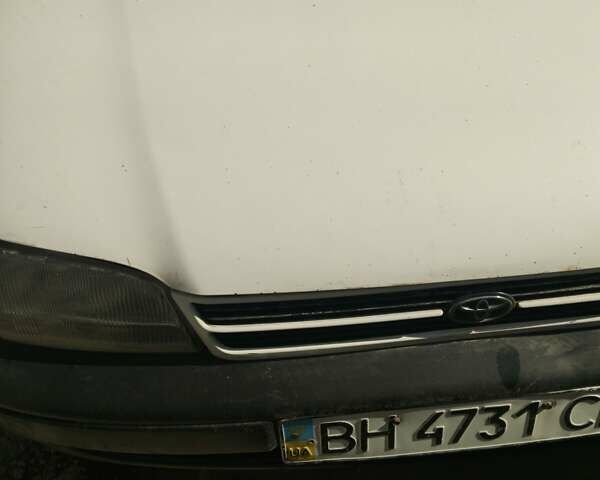 Белый Тойота Carina E, объемом двигателя 2 л и пробегом 490 тыс. км за 2300 $, фото 5 на Automoto.ua