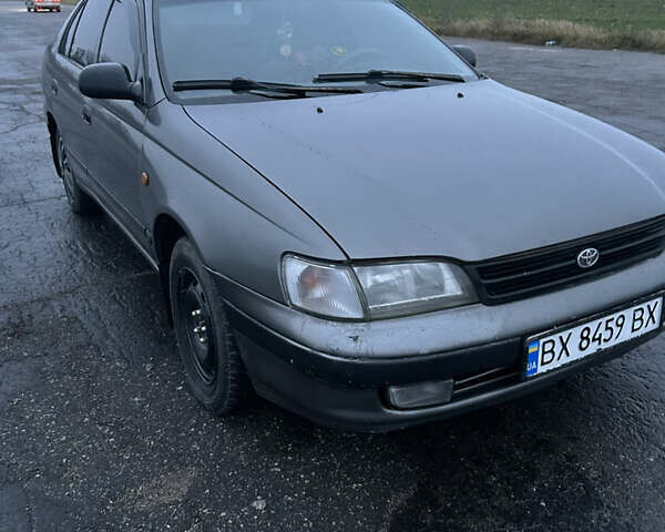 Сірий Тойота Carina E, об'ємом двигуна 2 л та пробігом 450 тис. км за 3000 $, фото 10 на Automoto.ua