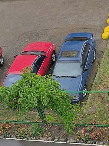 Синій Тойота Carina E, об'ємом двигуна 2 л та пробігом 397 тис. км за 4750 $, фото 10 на Automoto.ua