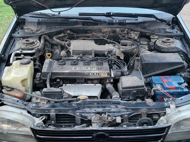 Синій Тойота Carina E, об'ємом двигуна 1.8 л та пробігом 290 тис. км за 1650 $, фото 12 на Automoto.ua