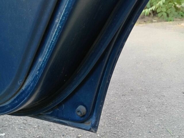 Зелений Тойота Carina E, об'ємом двигуна 1.8 л та пробігом 278 тис. км за 3000 $, фото 3 на Automoto.ua