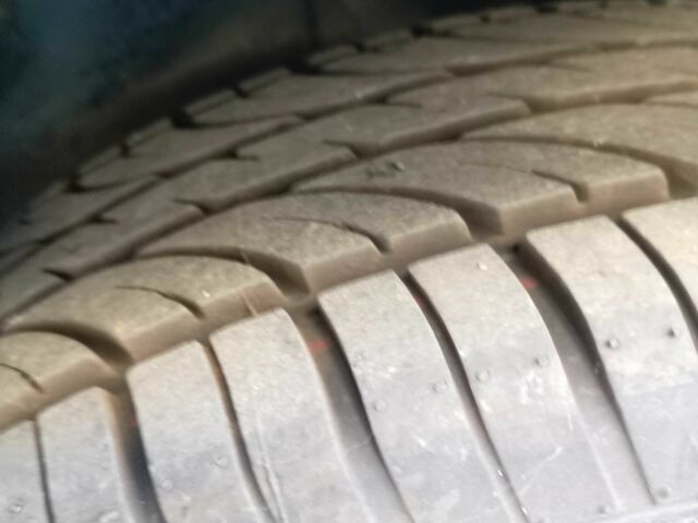 Зелений Тойота Carina E, об'ємом двигуна 1.8 л та пробігом 278 тис. км за 3000 $, фото 14 на Automoto.ua