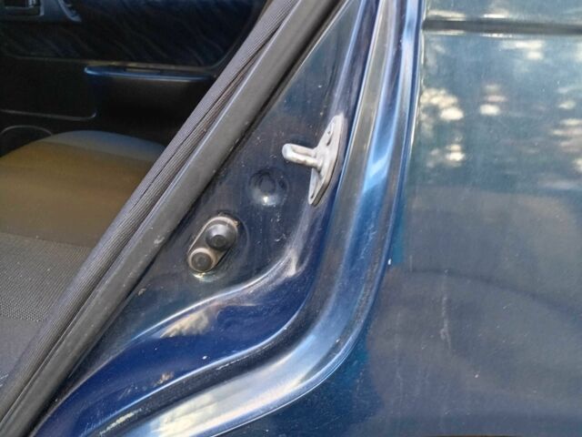 Зелений Тойота Carina E, об'ємом двигуна 1.8 л та пробігом 278 тис. км за 3000 $, фото 11 на Automoto.ua