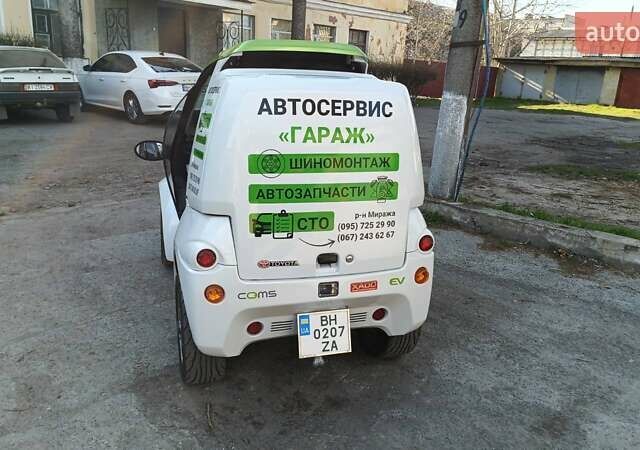 Білий Тойота Coms, об'ємом двигуна 0 л та пробігом 5 тис. км за 4699 $, фото 4 на Automoto.ua
